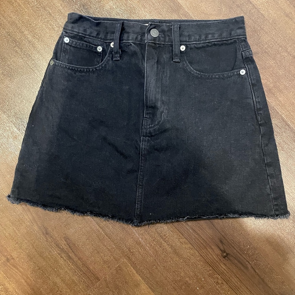 Madewell Denim Straight Mini Skirt size 25